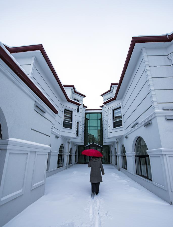 Kars-I Si̇Ri̇N Otel Exterior foto